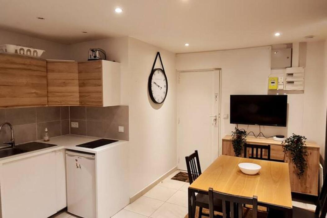 Appartement Cosy Et Fonctionnel, Quartier Tres Sympa *